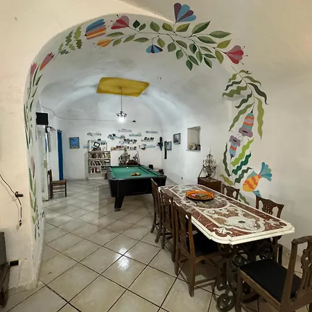 Ring Hostel-2